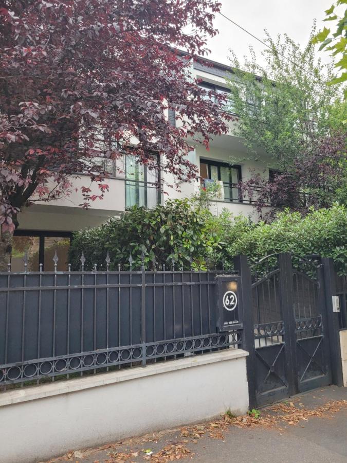 Appartement Standing 2 Pieces Avec Jardin Entre Paris & Dysney Бри-сюр-Марн Екстериор снимка